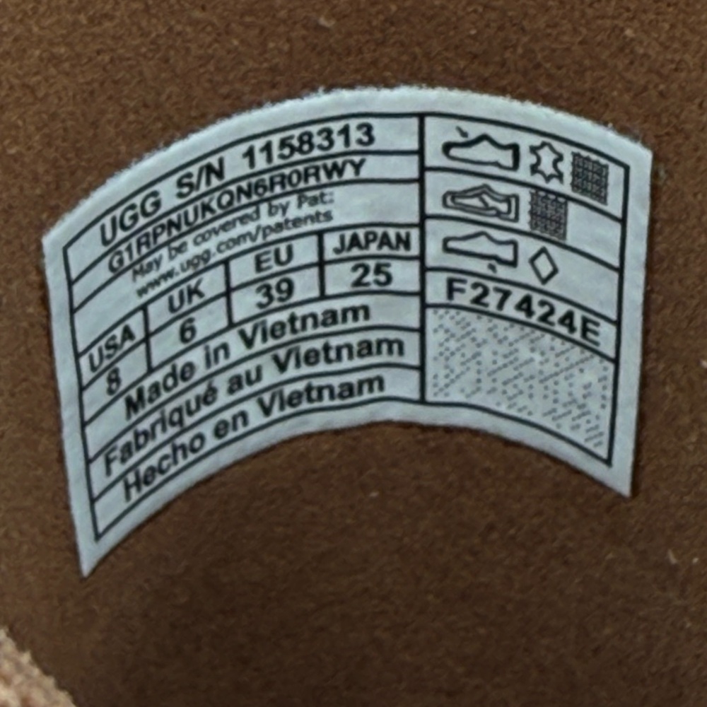 New Women’s UGG Classic Twin Seam New Heights boots (Chestnut) - Picture 8 of 11